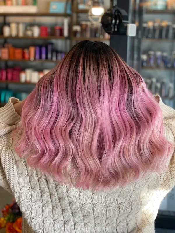 Avant-Garde Salon & Spa — Hair salon in Miami